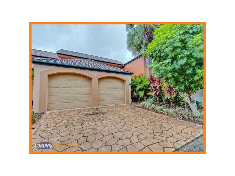38 John Lund Drive, Hope Island QLD 4212