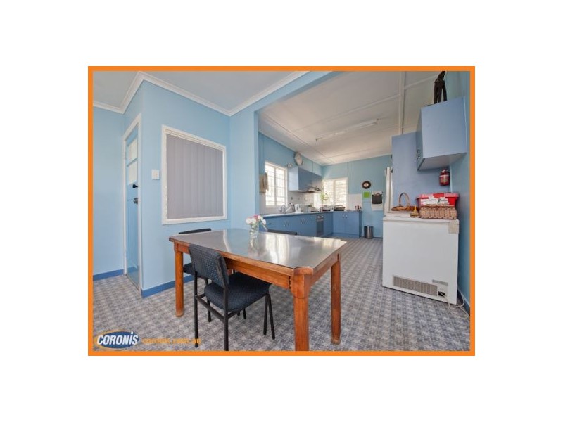 2 Hendren Street, Carina QLD 4152