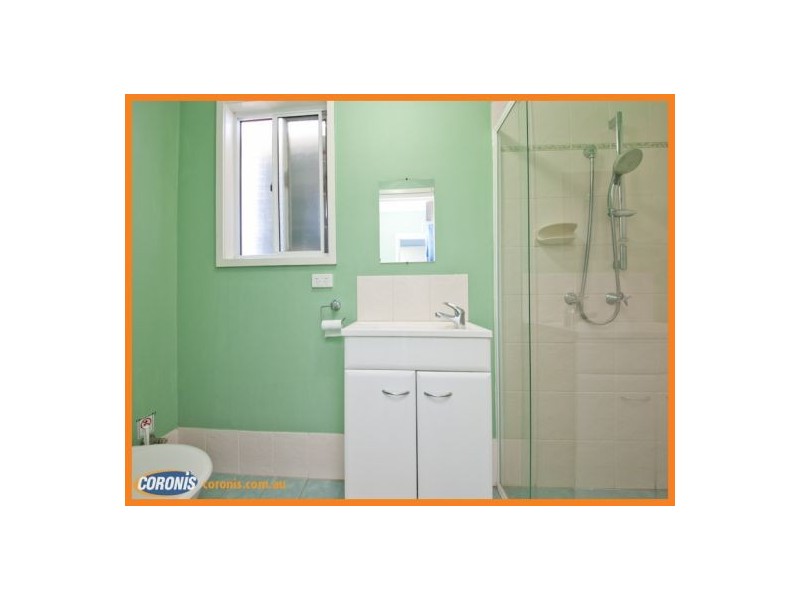 2 Hendren Street, Carina QLD 4152