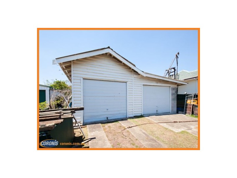 2 Hendren Street, Carina QLD 4152