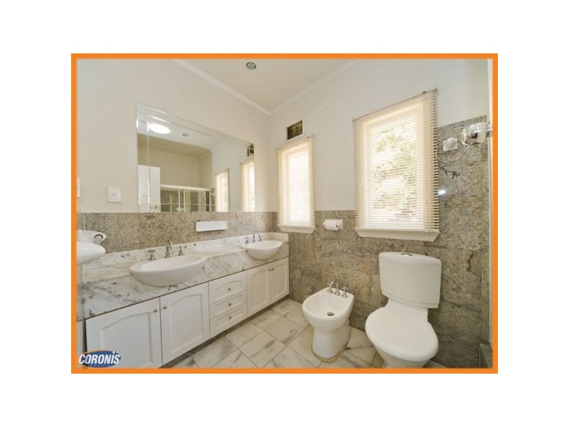 8 Crowley Street, Zillmere QLD 4034