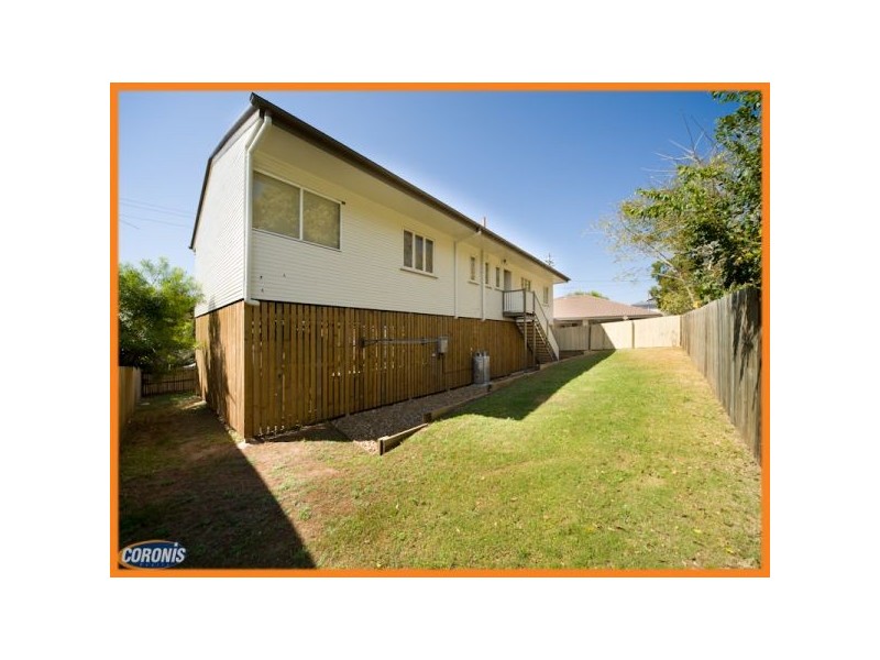 8 Crowley Street, Zillmere QLD 4034