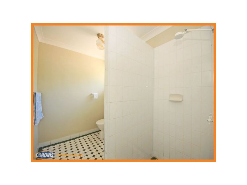 306 Old Bay Rd, Deception Bay QLD 4508