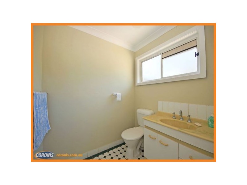 306 Old Bay Rd, Deception Bay QLD 4508