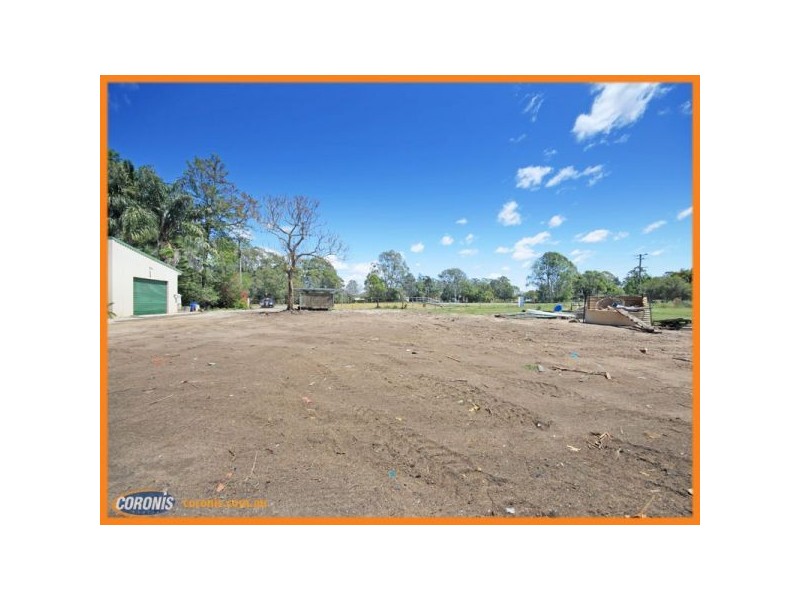 306 Old Bay Rd, Deception Bay QLD 4508