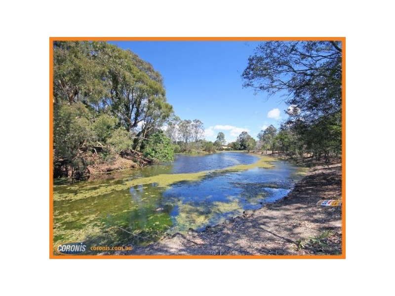 306 Old Bay Rd, Deception Bay QLD 4508