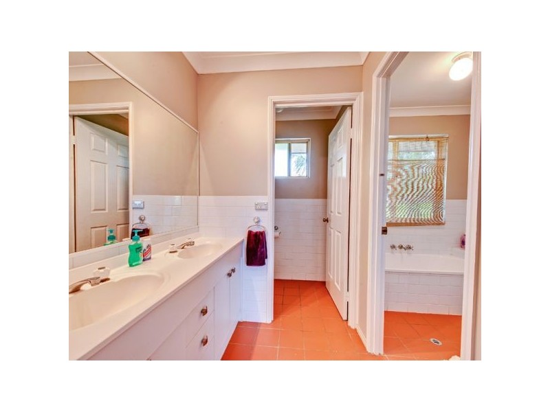 53 Lismore Dr, Helensvale QLD 4212