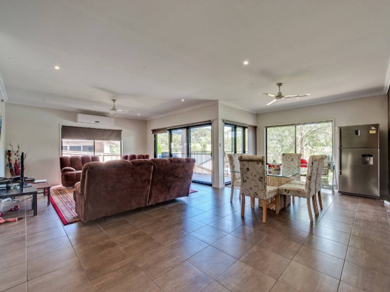 13 Murray Cct, Upper Coomera QLD 4209