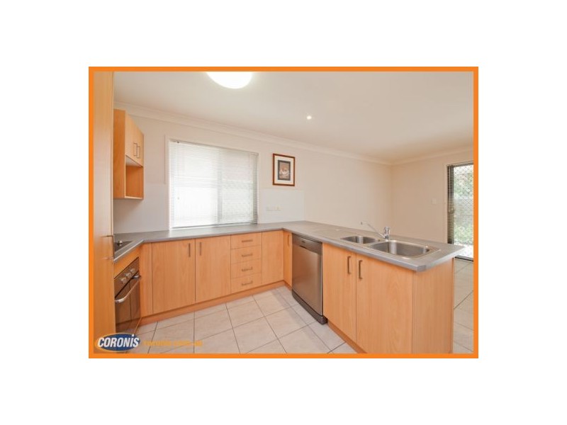 2/19 Buruda Street, Chermside QLD 4032