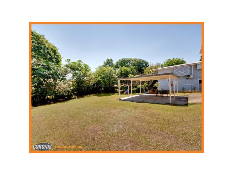 9 Malwood Street, Stafford Heights QLD 4053