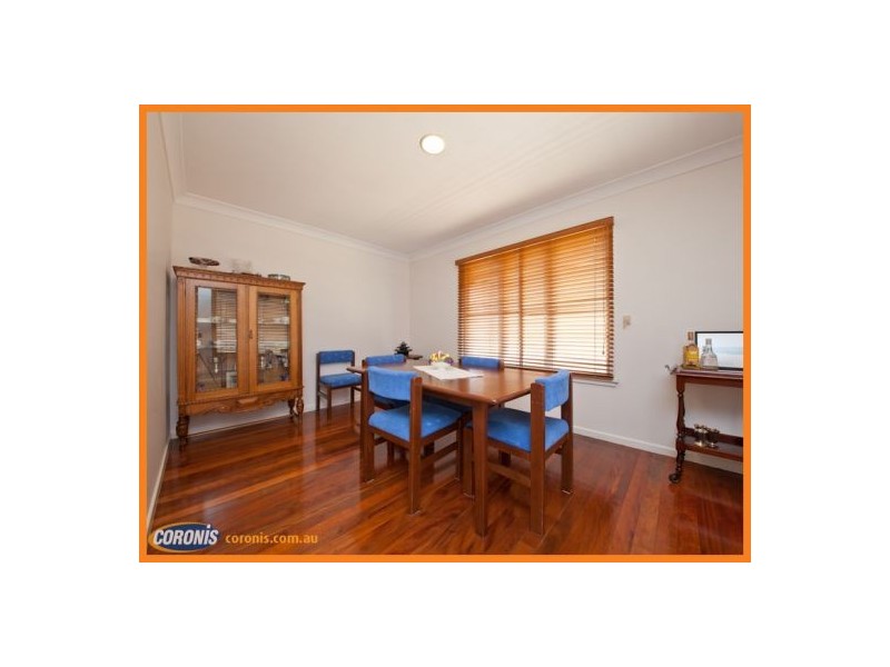 8 Cannes Street, Holland Park West QLD 4121