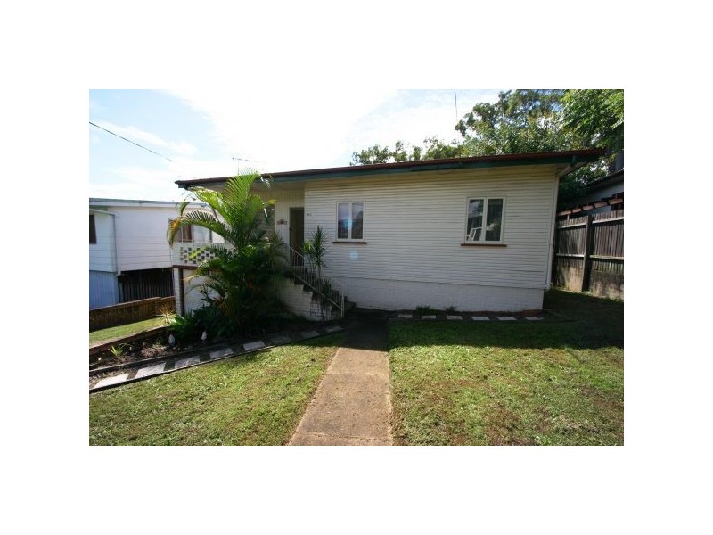 271 Kitchener Road, Stafford Heights QLD 4053