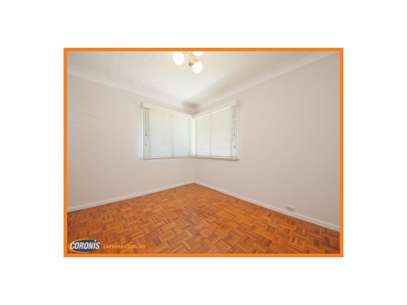 16 Aberleigh Road, Herston QLD 4006