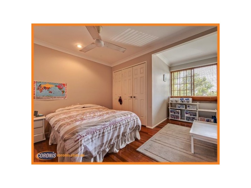 13 Lauretta Avenue, Springwood QLD 4127