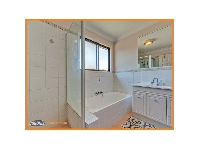 13 Lauretta Avenue, Springwood QLD 4127