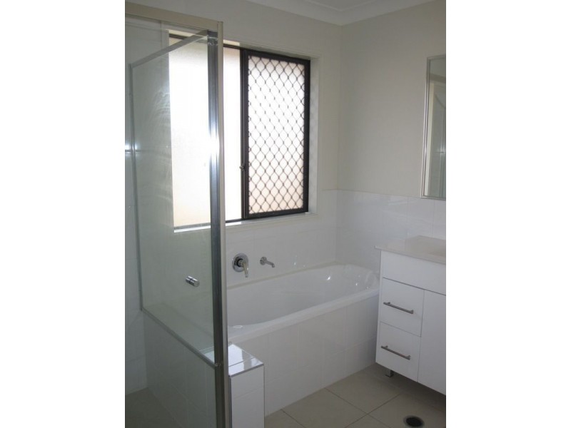 13 Thistle Court, Upper Caboolture QLD 4510