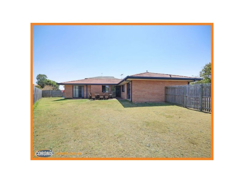 4 Oaktree Place, Bracken Ridge QLD 4017