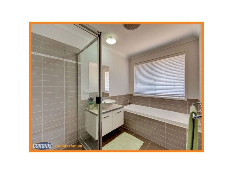 11 Ballyalla Crescent, Warner QLD 4500