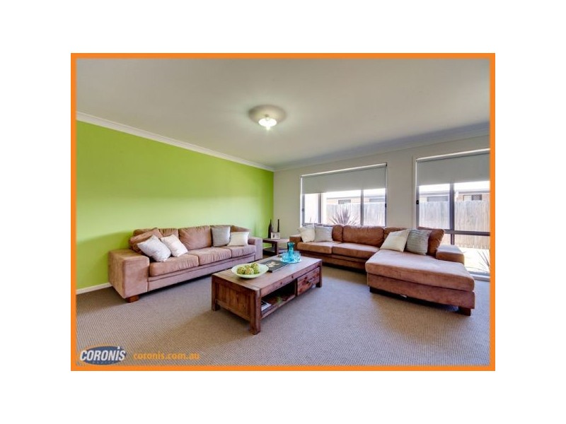 11 Ballyalla Crescent, Warner QLD 4500