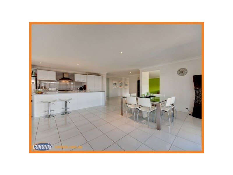 11 Ballyalla Crescent, Warner QLD 4500