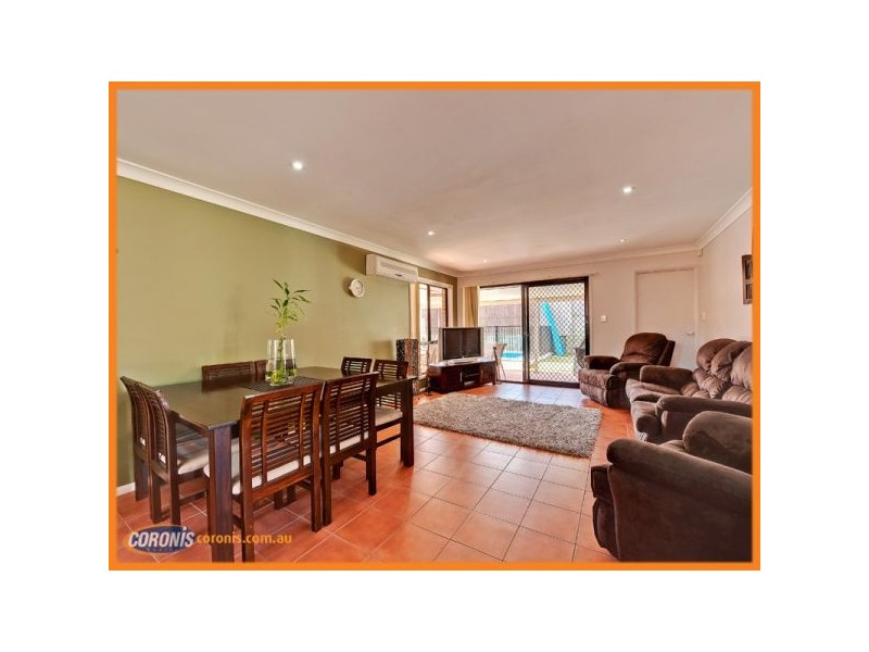 4 Emma Place, Springfield Lakes QLD 4300