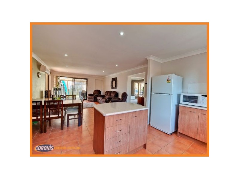 4 Emma Place, Springfield Lakes QLD 4300