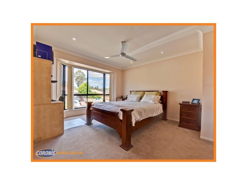 4 Emma Place, Springfield Lakes QLD 4300