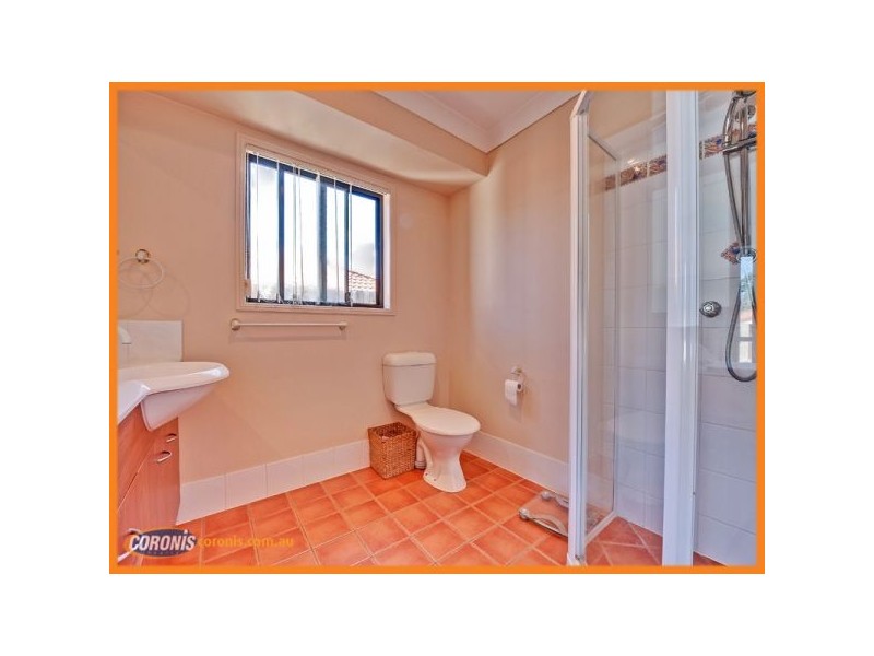 4 Emma Place, Springfield Lakes QLD 4300