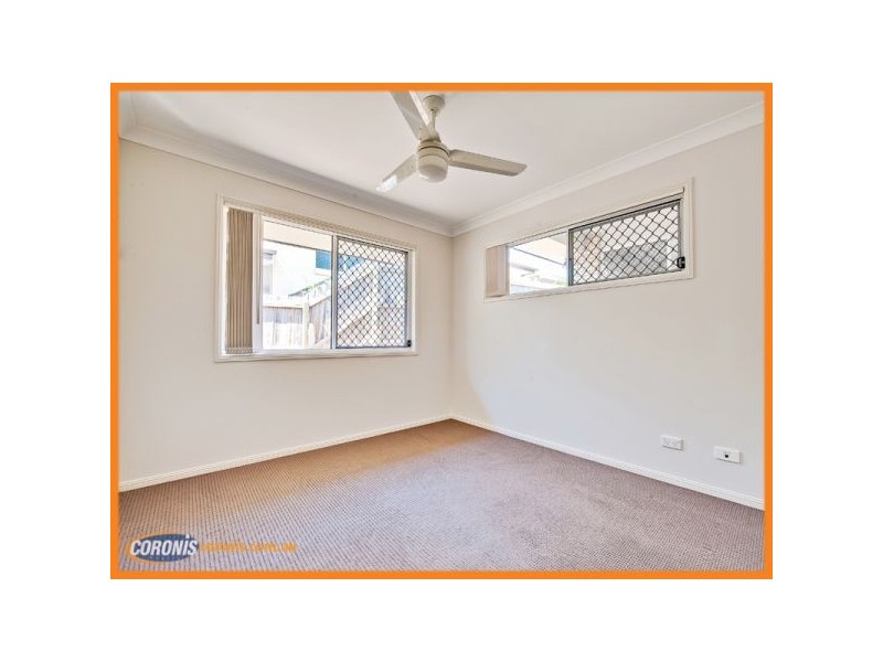 5 Lincoln Parade, Springfield Lakes QLD 4300