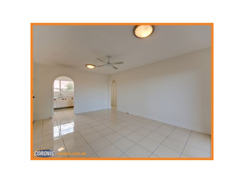 2/77 Brookfield Road, Kedron QLD 4031