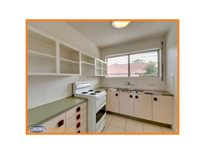 2/77 Brookfield Road, Kedron QLD 4031