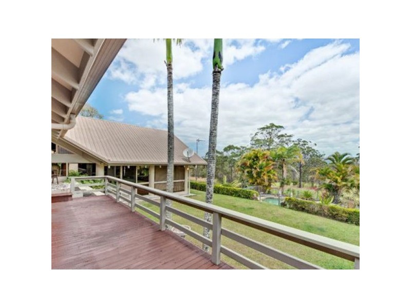 30 Holyrood Road, Maudsland QLD 4210