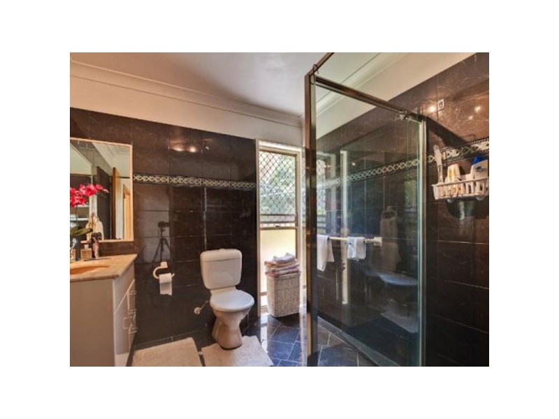 30 Holyrood Road, Maudsland QLD 4210