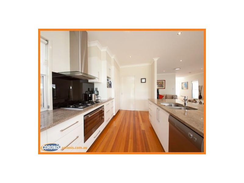 10 School Street, Hendra QLD 4011