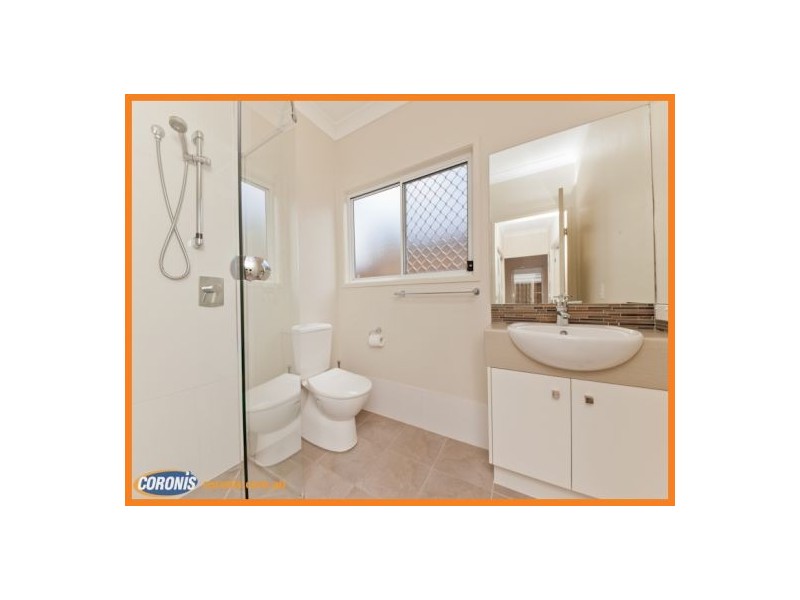 10 School Street, Hendra QLD 4011