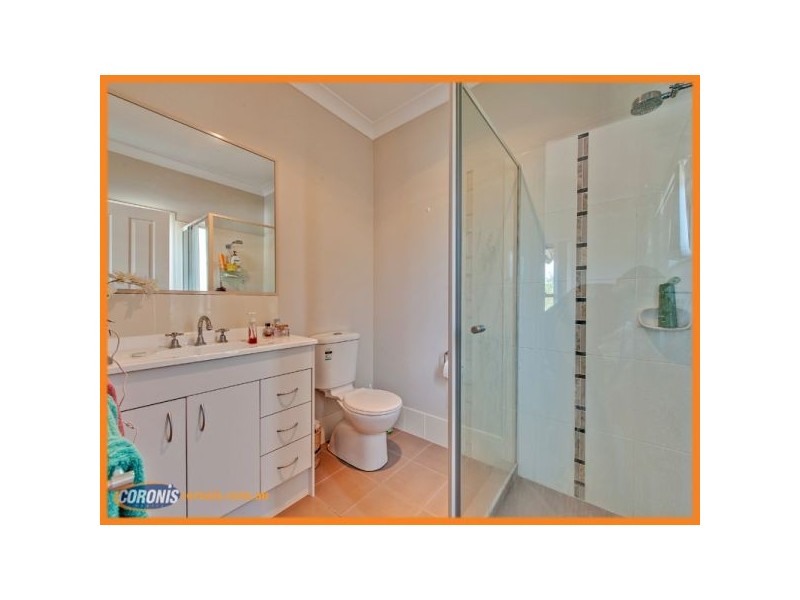 15 Violet Avenue, Springfield Lakes QLD 4300