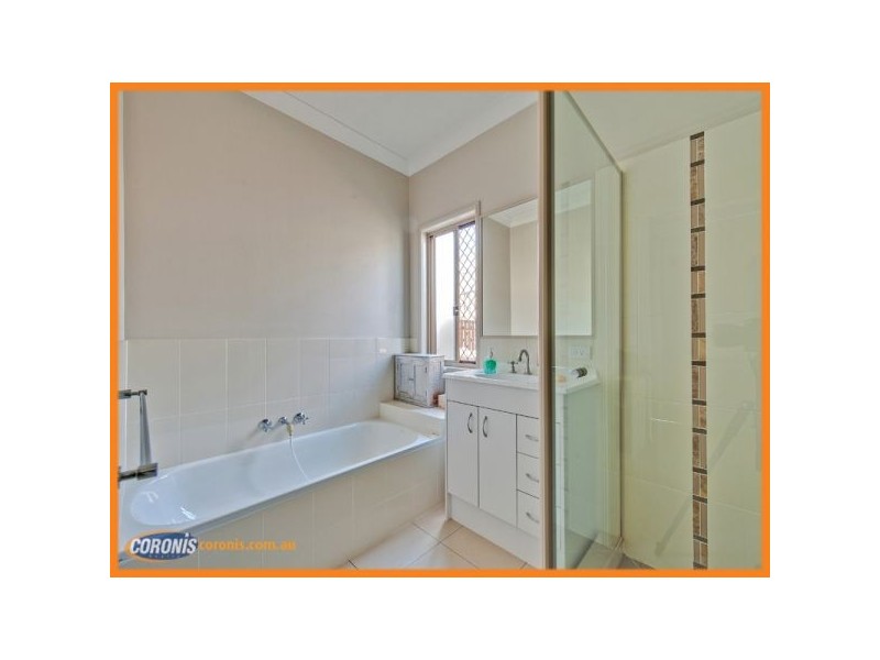 15 Violet Avenue, Springfield Lakes QLD 4300