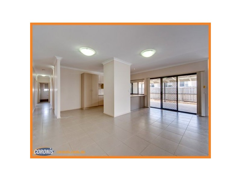 8 Claydon Place, Rosewood QLD 4340