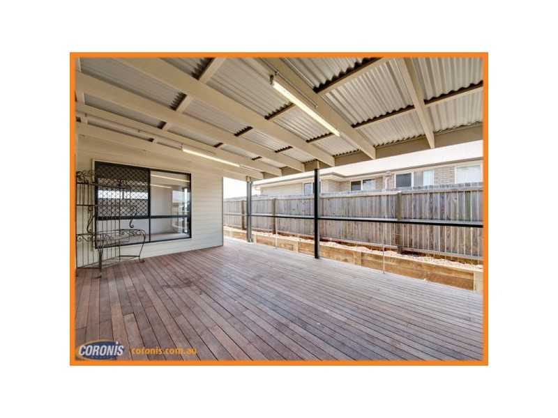 8 Claydon Place, Rosewood QLD 4340