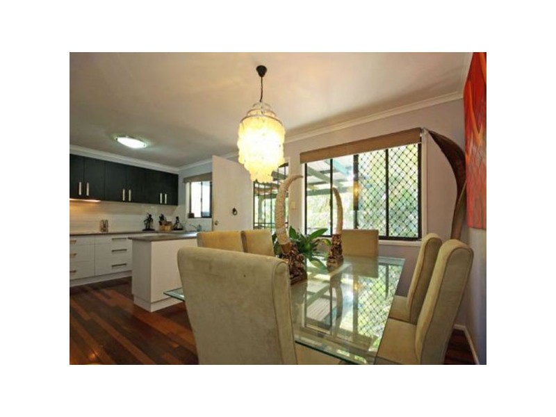 6 Ian Court, Kallangur QLD 4503