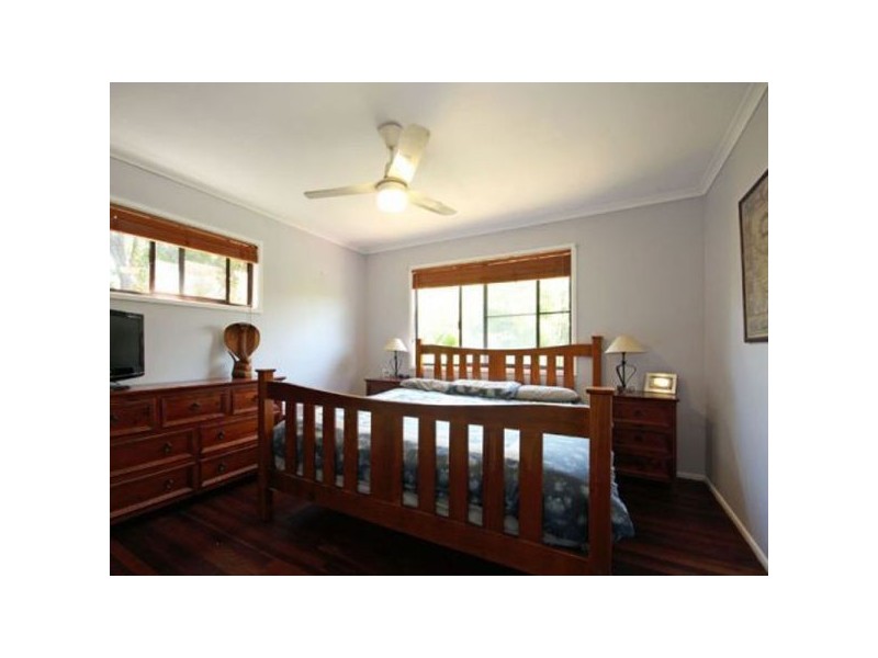 6 Ian Court, Kallangur QLD 4503