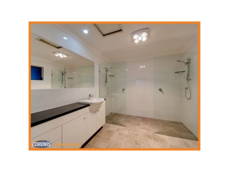 37 Gilmour Street, Chermside West QLD 4032