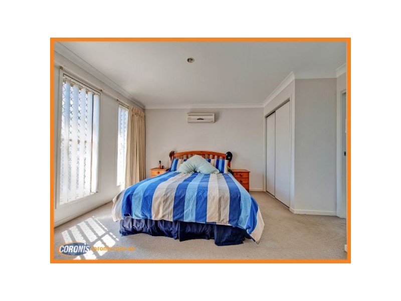 5 Freesia Close, Springfield Lakes QLD 4300