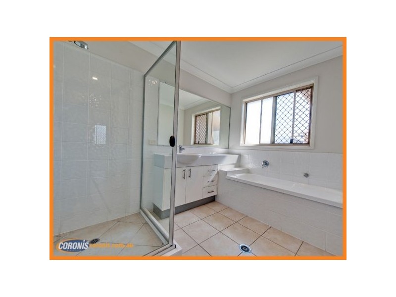 5 Freesia Close, Springfield Lakes QLD 4300