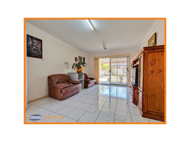 2 Narrun Place, Eight Mile Plains QLD 4113