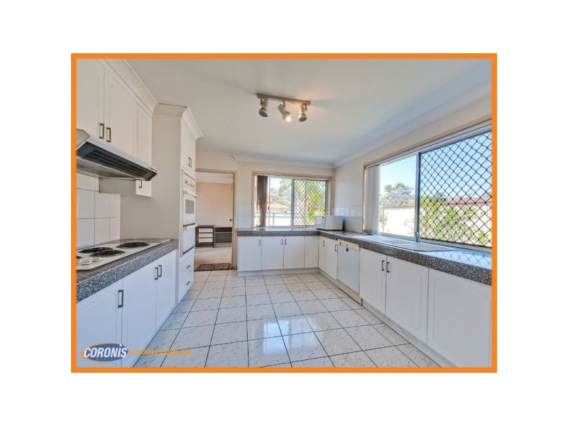 2 Narrun Place, Eight Mile Plains QLD 4113