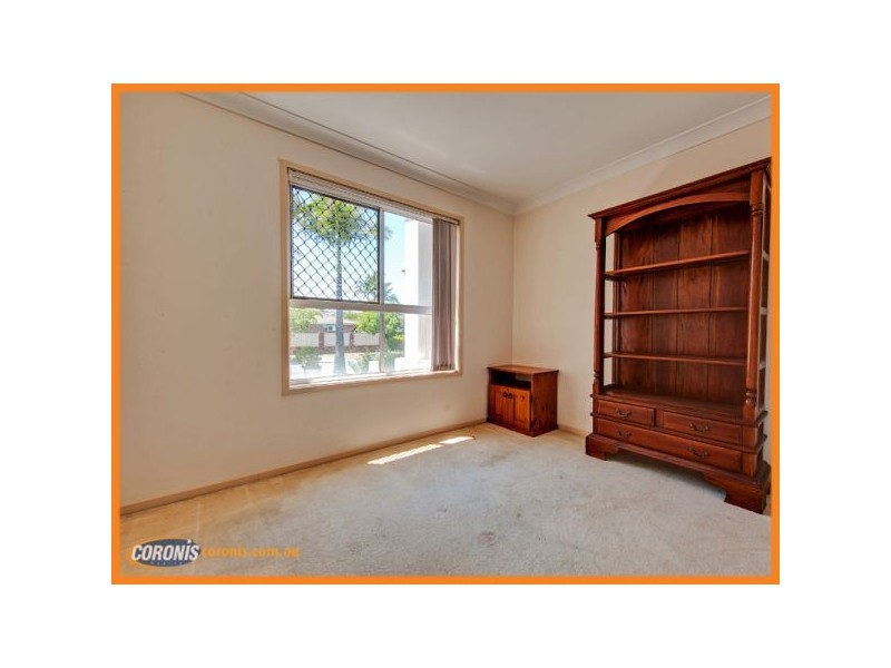 2 Narrun Place, Eight Mile Plains QLD 4113