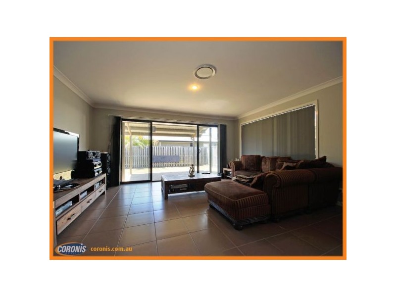 17 Birdwing Crescent, Kallangur QLD 4503