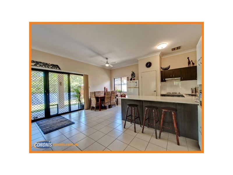 6 Conlan Court, Oxenford QLD 4210