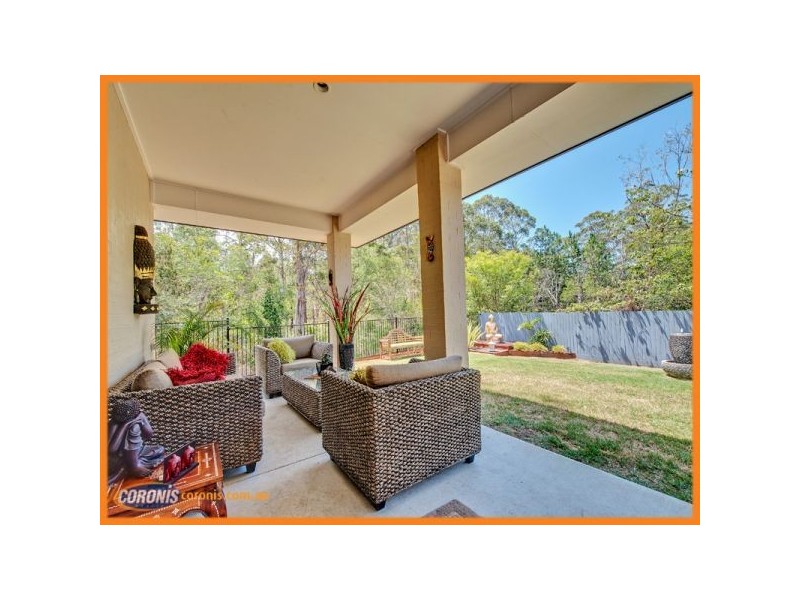 6 Conlan Court, Oxenford QLD 4210